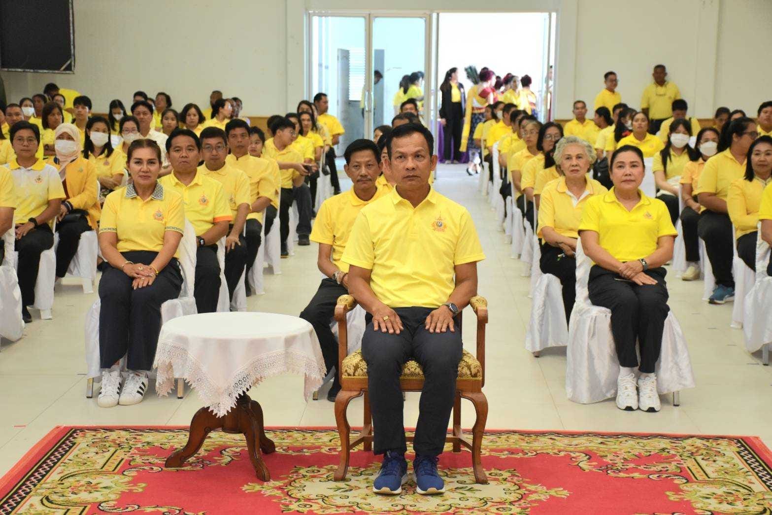title - ร่วมพิธีกิจกรรมเฉลิมฉลองธงตราสัญลักษณ์งานเฉลิมพระเกียรติพระบาทสมเด็จพระเจ้าอยู่หัว เนื่องในโอกาสพระราชพิธีมหามงคลเฉลิมพระชนมพรรษา 6 รอบ 28 กรกฎาคม 2567 ของจังหวัดนครนายก ร่วมพิธีเปิดนิทรรศการเฉลิมพระเกียรติพระบาทสมเด็จพระเจ้าอยู่หัว เกี่ยวกับพระราชประวัติและพระราชกรณียกิจและรับชมการแสดงบูชาพญาสัตตนาคาปกป้องรักษาพระบาทไท้ เทิดพระเกียรติสยมภูวไนยราชามหาวชิราลงกรณ์